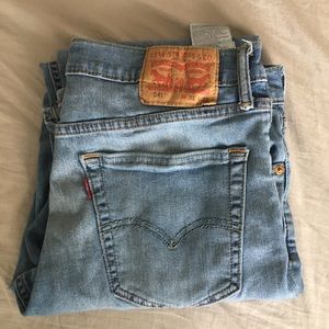 Men’s Levi’s 541 Jeans